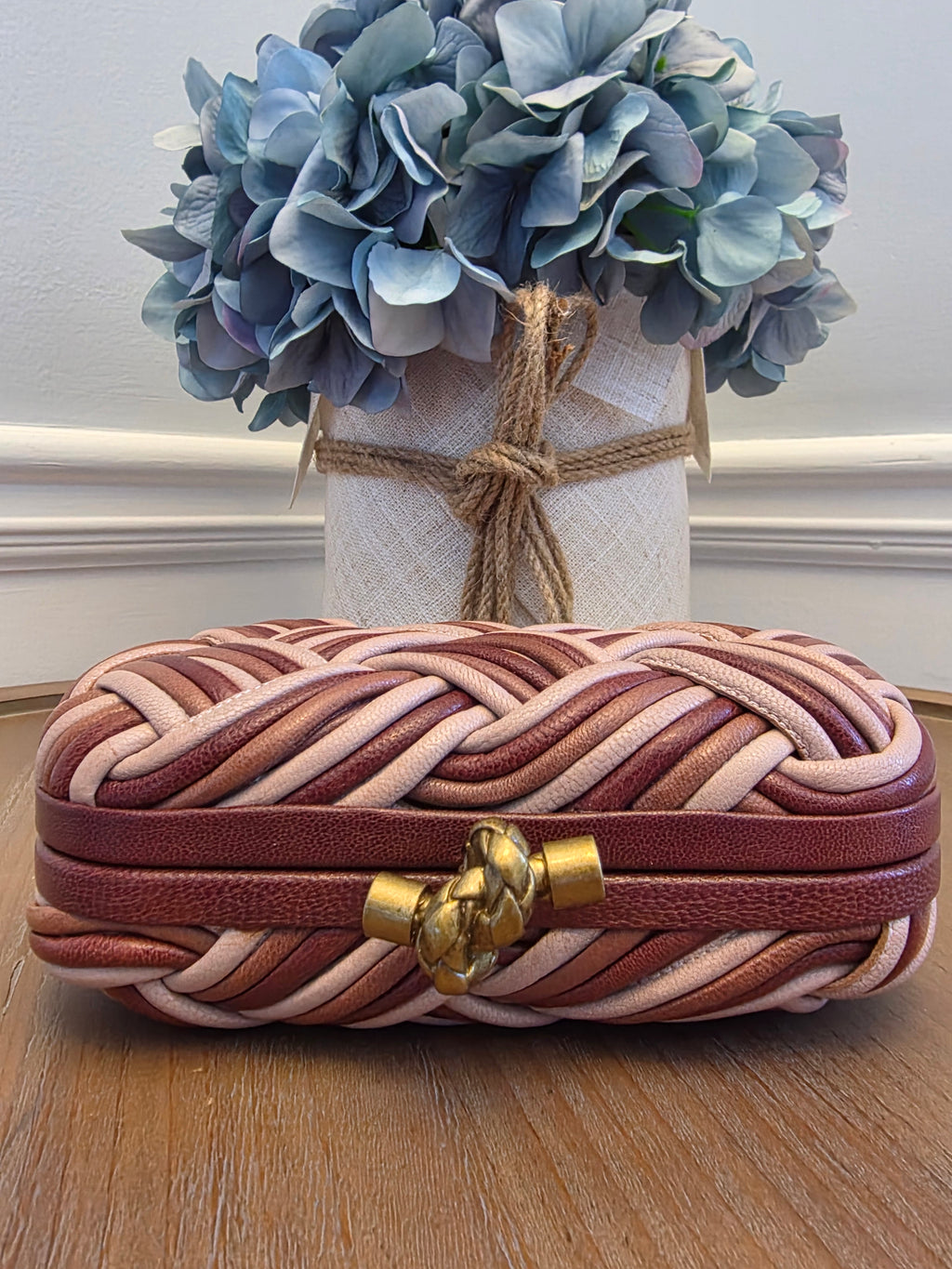 Bottega Veneta Intrecciato Leather Knot Clutch in Blush Multi-Tone