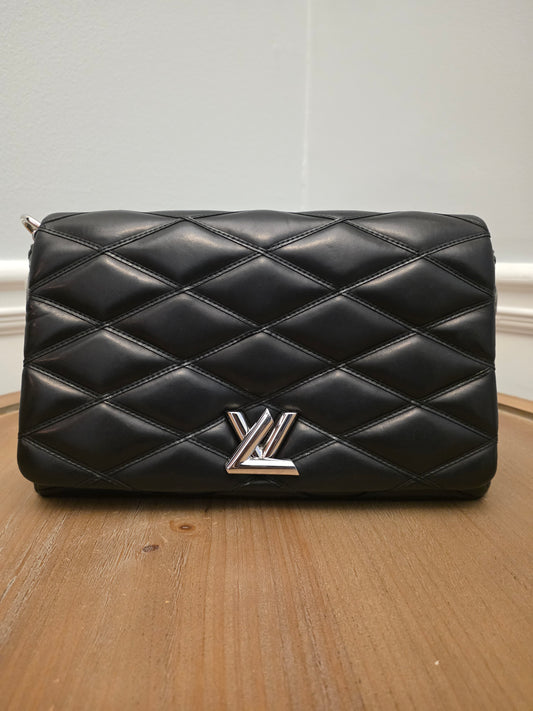 Louis Vuitton Coussin PM – Because Quiet Luxury Was Never Quiet 🖤