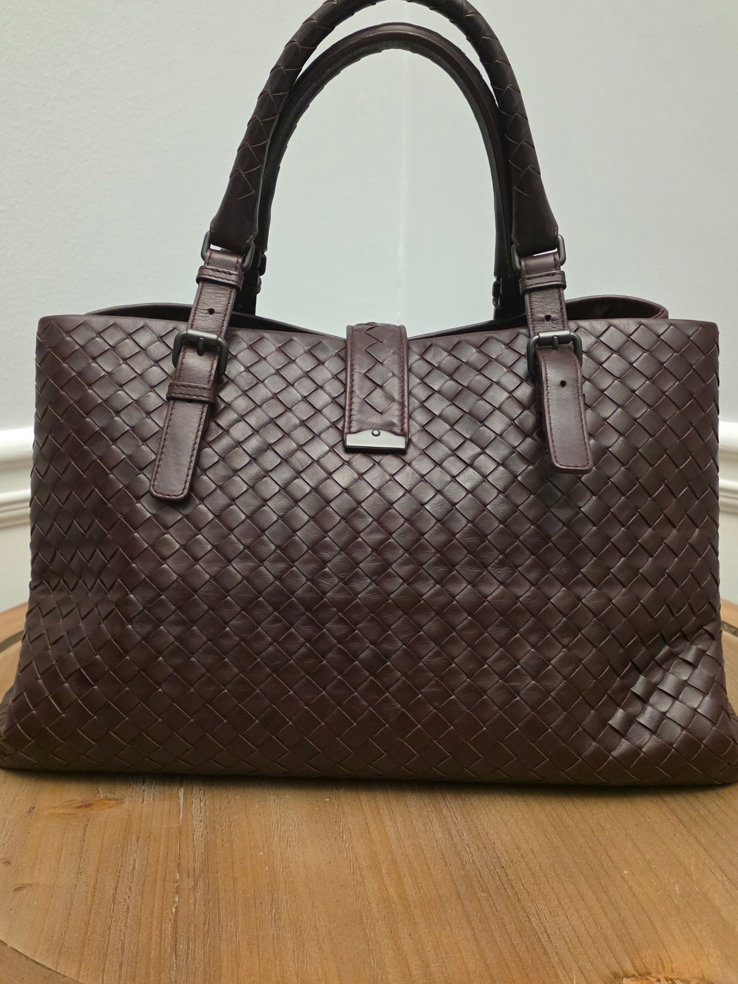 Bottega Veneta Large Roma Intrecciato Tote | Espresso Brown)