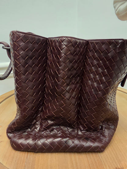 Bottega Veneta Large Roma Intrecciato Tote | Espresso Brown)