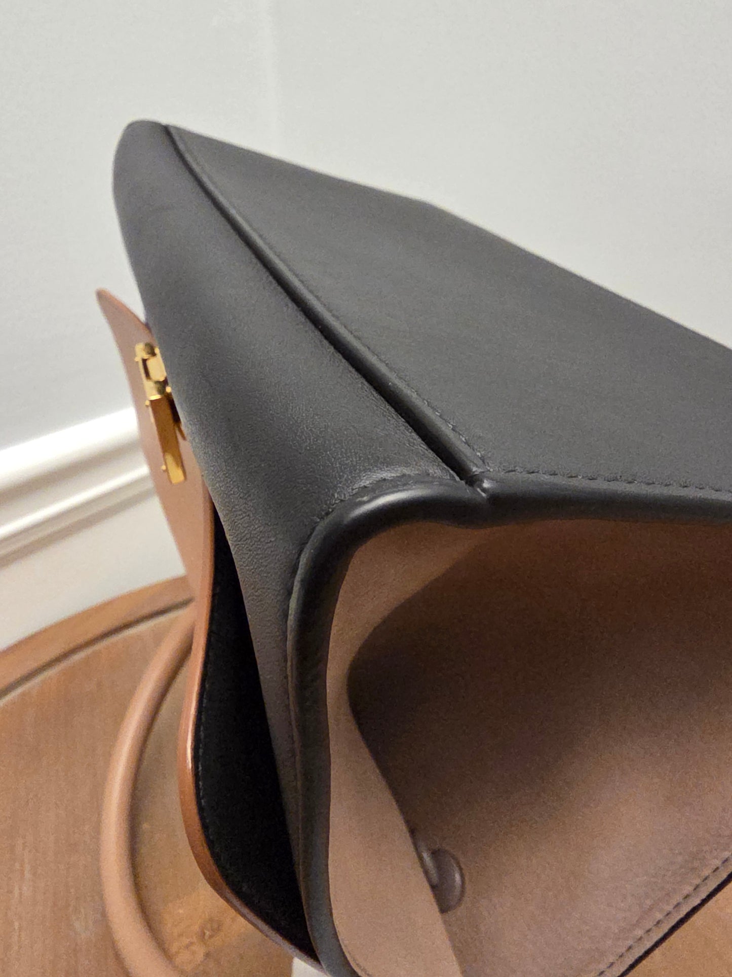 Céline Medium Trapeze Bag – Blush & Black Smooth Calfskin | Phoebe Philo Era
