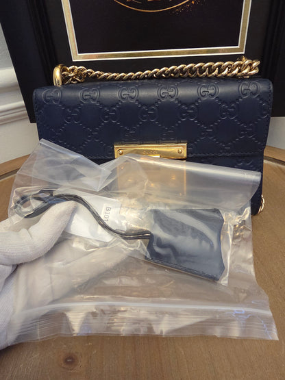 Gucci Padlock GG Signature Leather Chain Shoulder Bag – Navy & Gold 💎