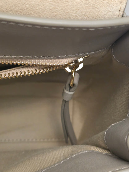 Chloé Small Tess Day Bag in Motty Grey Leather