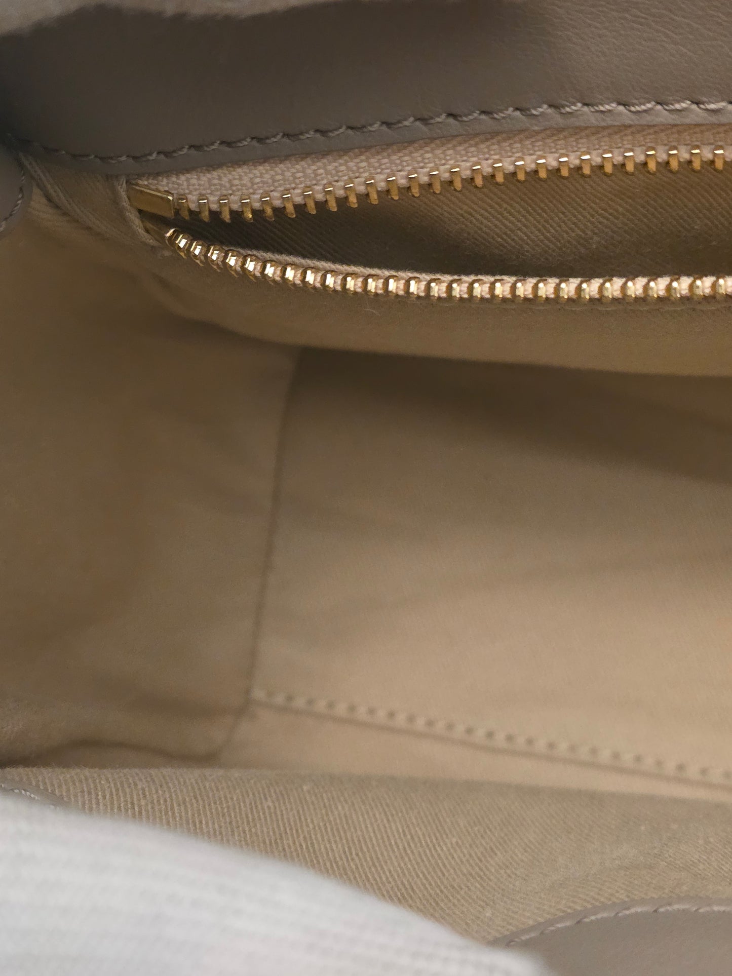 Chloé Small Tess Day Bag in Motty Grey Leather