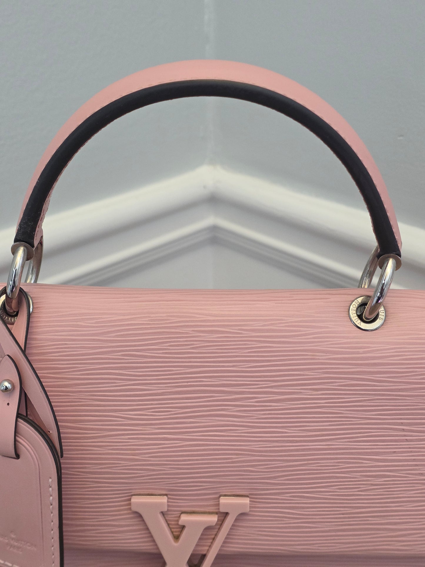 Louis Vuitton Pink Epi Leather Twist MM Tote Bag