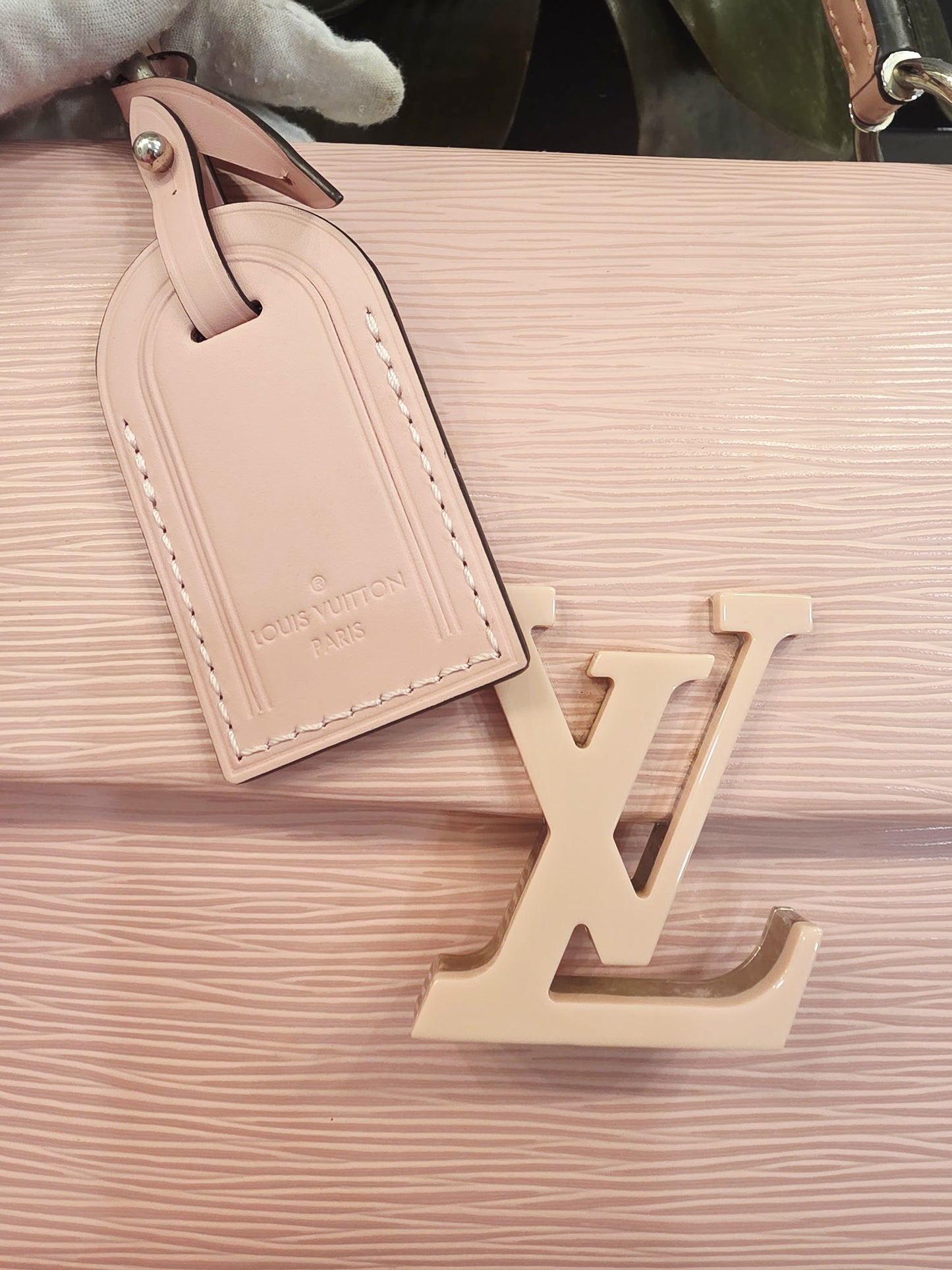 Louis Vuitton Pink Epi Leather Twist MM Tote Bag